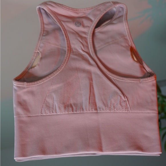 Lululemon Sport Bra Size 2 Color Light Pink - Picture 4 of 9